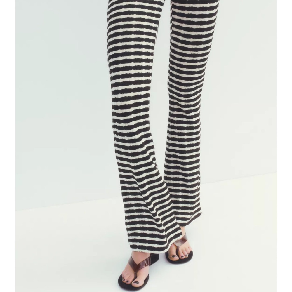 Zara Jacquard flare pants Sz S - Picture 2 of 9